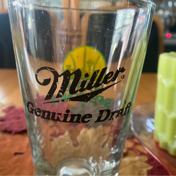 Pair of Seattle SuperSonics pint glasses - Picture 5 of 6